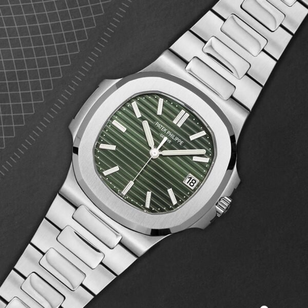 Patek Philippe 5711/1A — Chrono24 Watches
