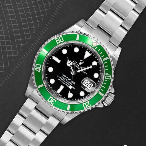 Rolex Submariner Date — Chrono24 Watches
