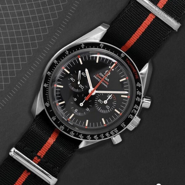 Omega Speedmaster Moonwatch Professional — Chrono24 Watches